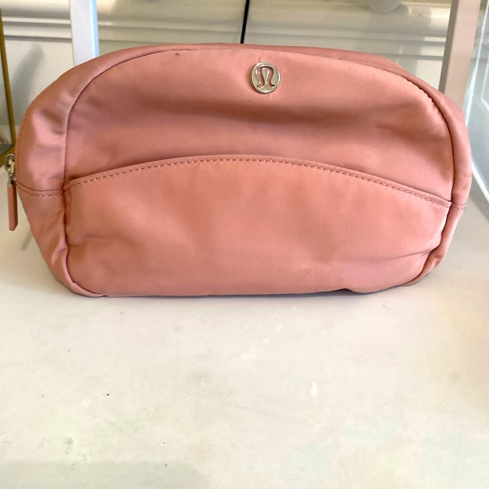 City Essentials Pouch Large Pink